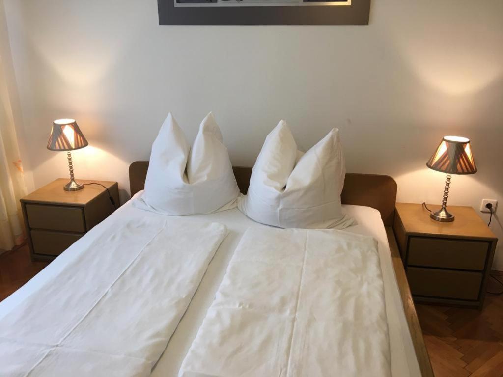 Apartmani Ljubica ザダル エクステリア 写真